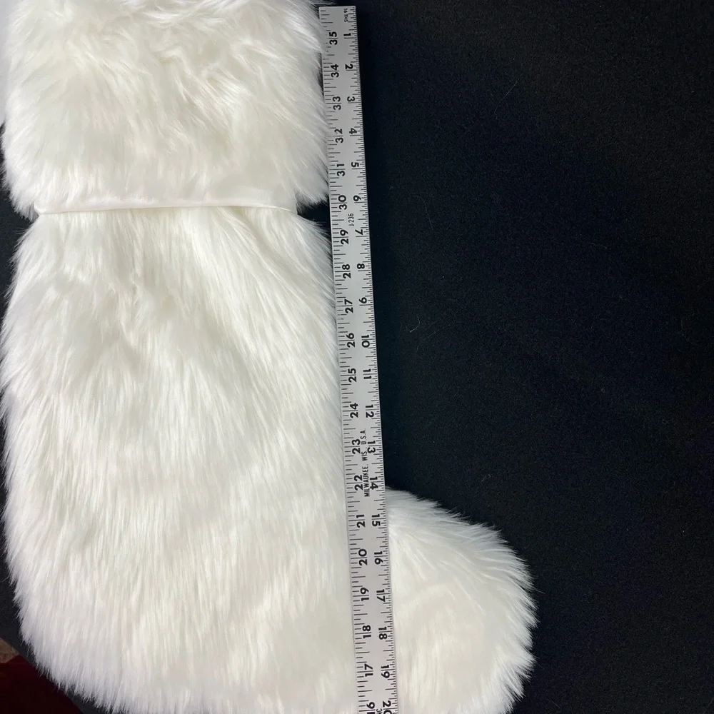 Nicole Miller Home Faux Fur Stocking White Ivory RN 75343